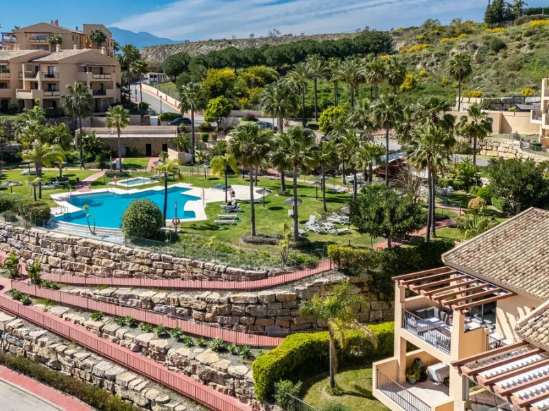 This stylish penthouse is located in a well-maintained and highly desirable residential community, offering a perfect combination of comfort, views, and lifestyle. The property features a built area of 102 m² and includes two spacious bedrooms and two mod