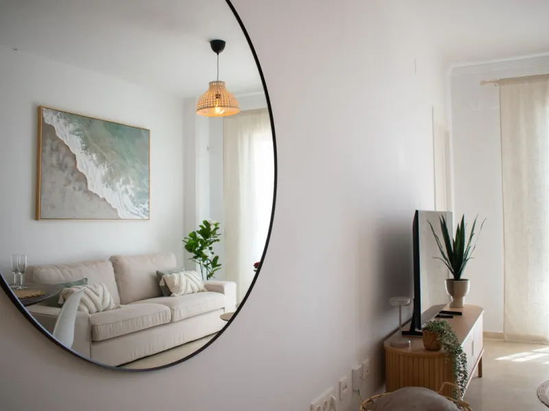 Elegant Apartment for Sale in Small Oasis – Manilva