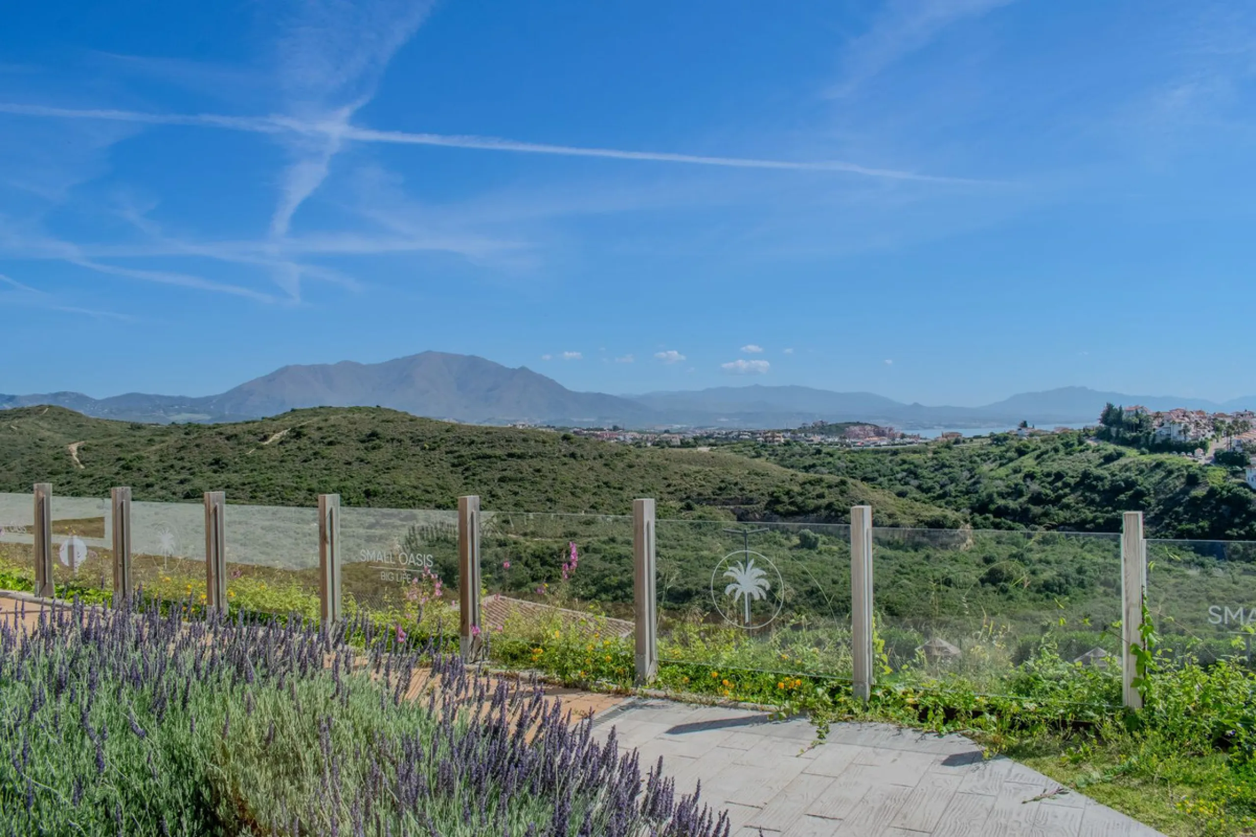 Elegant Apartment for Sale in Small Oasis – Manilva