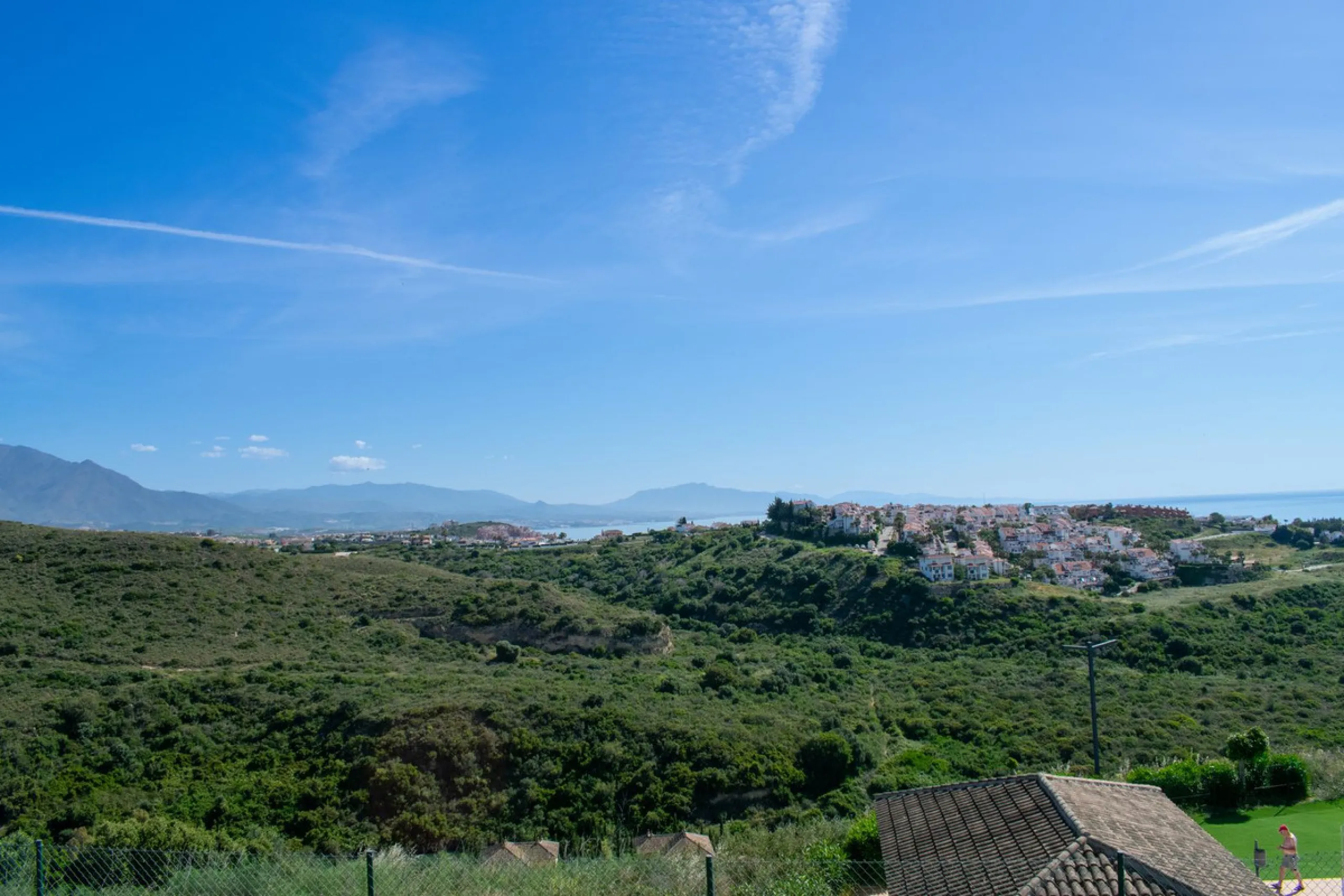 Elegant Apartment for Sale in Small Oasis – Manilva