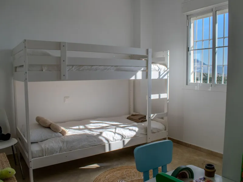 Elegant Apartment for Sale in Small Oasis – Manilva