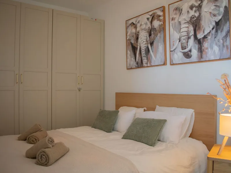 Elegant Apartment for Sale in Small Oasis – Manilva