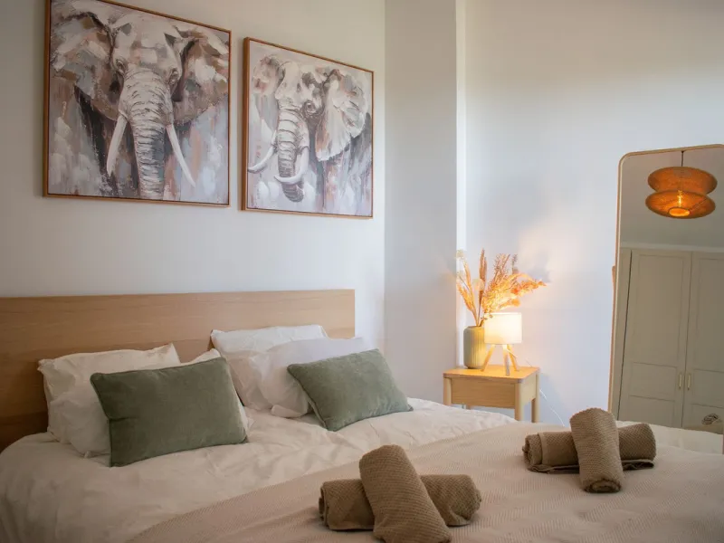 Elegant Apartment for Sale in Small Oasis – Manilva