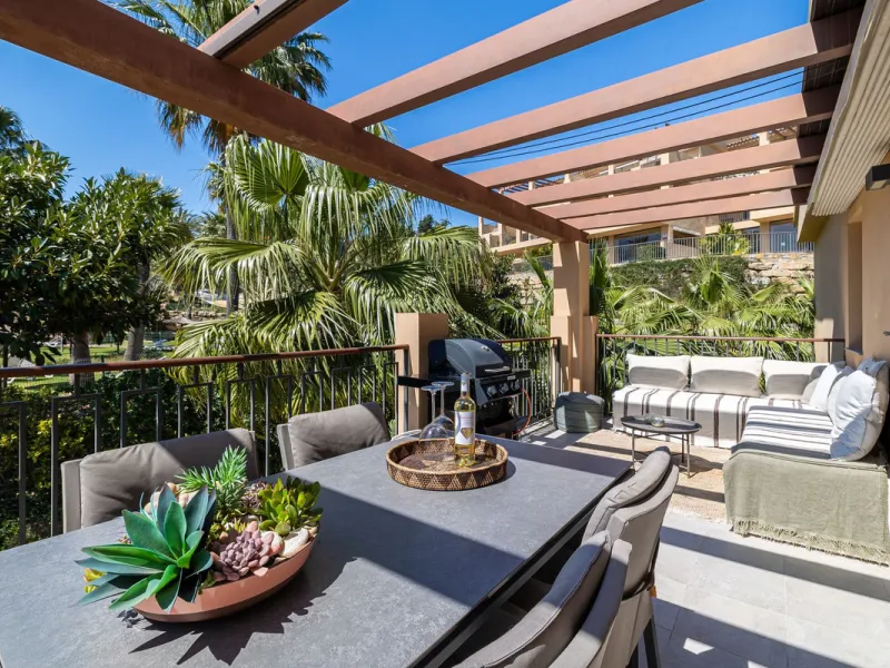 This stylish penthouse is located in a well-maintained and highly desirable residential community, offering a perfect combination of comfort, views, and lifestyle. The property features a built area of 102 m² and includes two spacious bedrooms and two mod