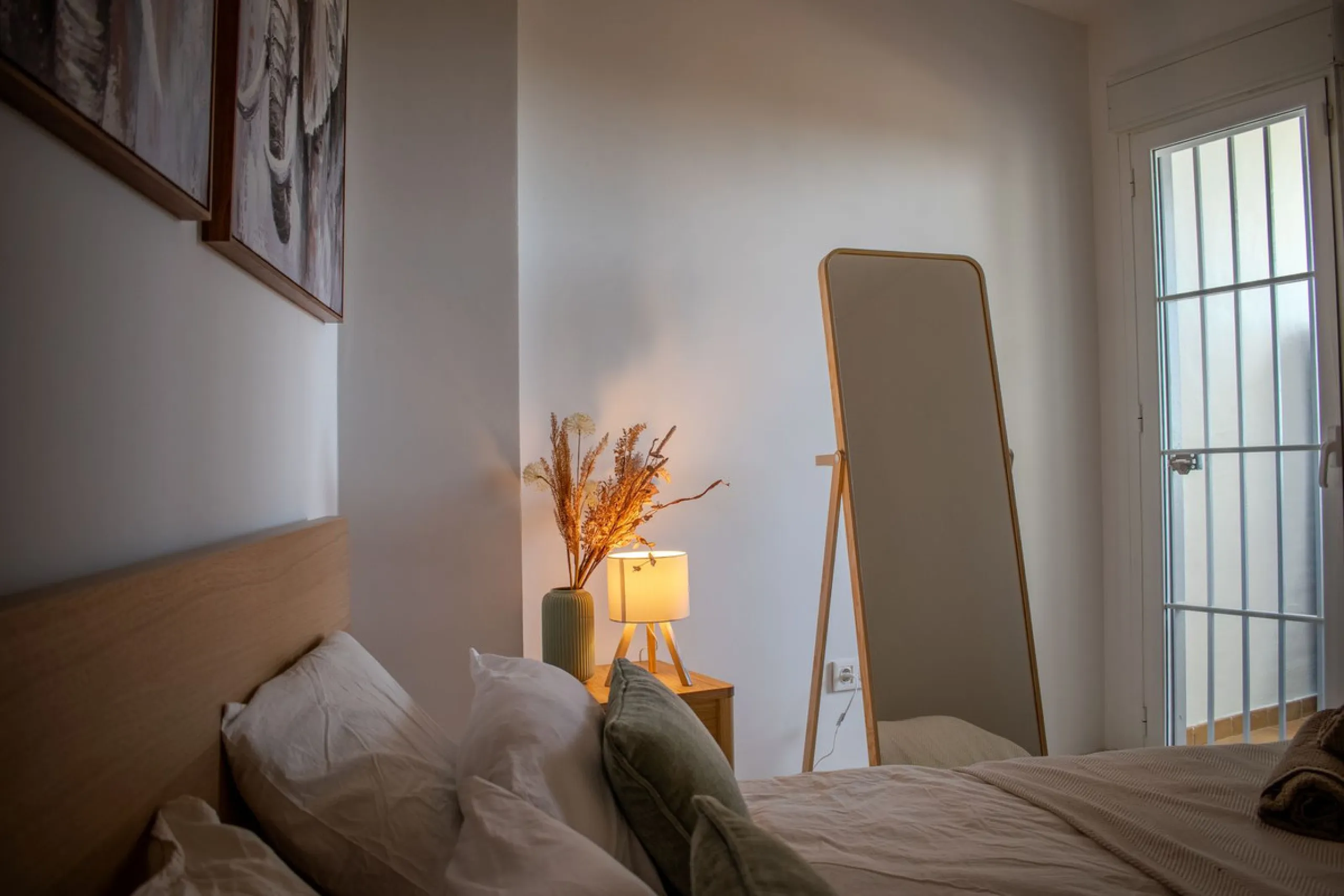Elegant Apartment for Sale in Small Oasis – Manilva