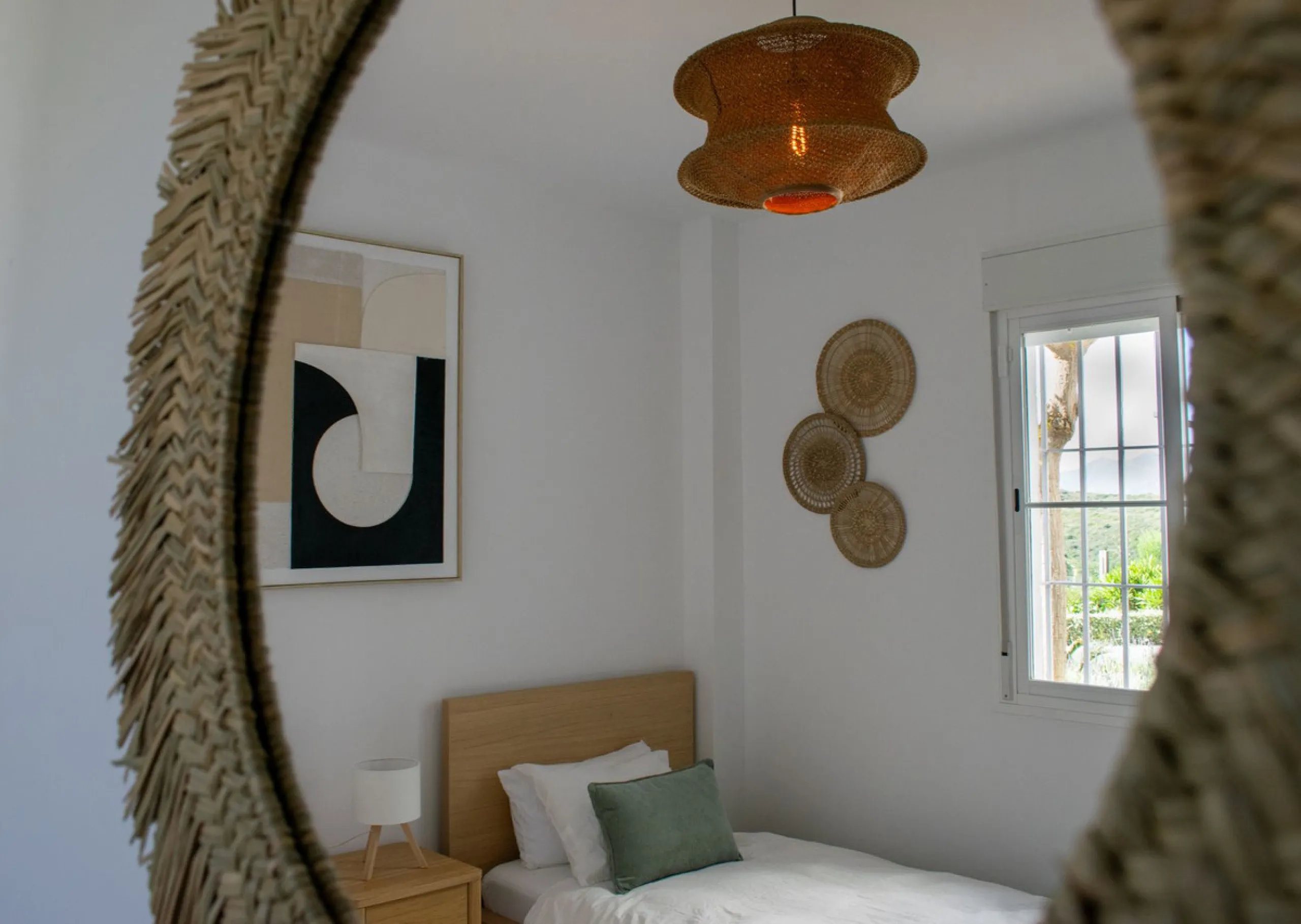 Elegant Apartment for Sale in Small Oasis – Manilva