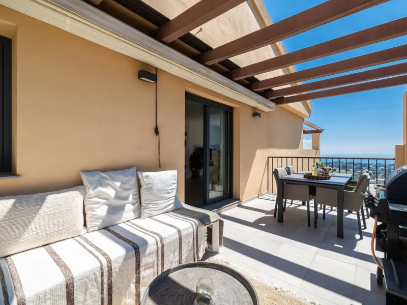 This stylish penthouse is located in a well-maintained and highly desirable residential community, offering a perfect combination of comfort, views, and lifestyle. The property features a built area of 102 m² and includes two spacious bedrooms and two mod