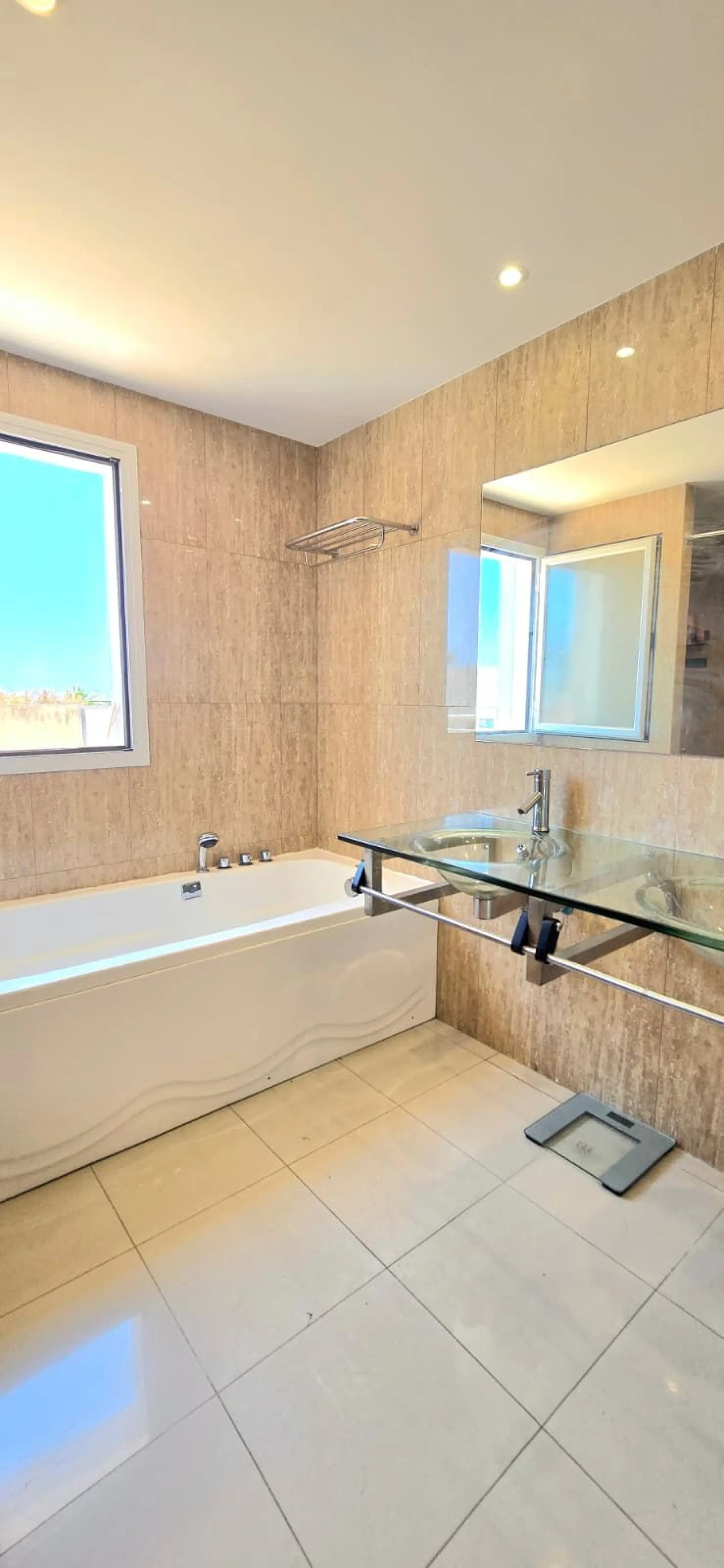 Beautiful Townhouse in El Paraíso