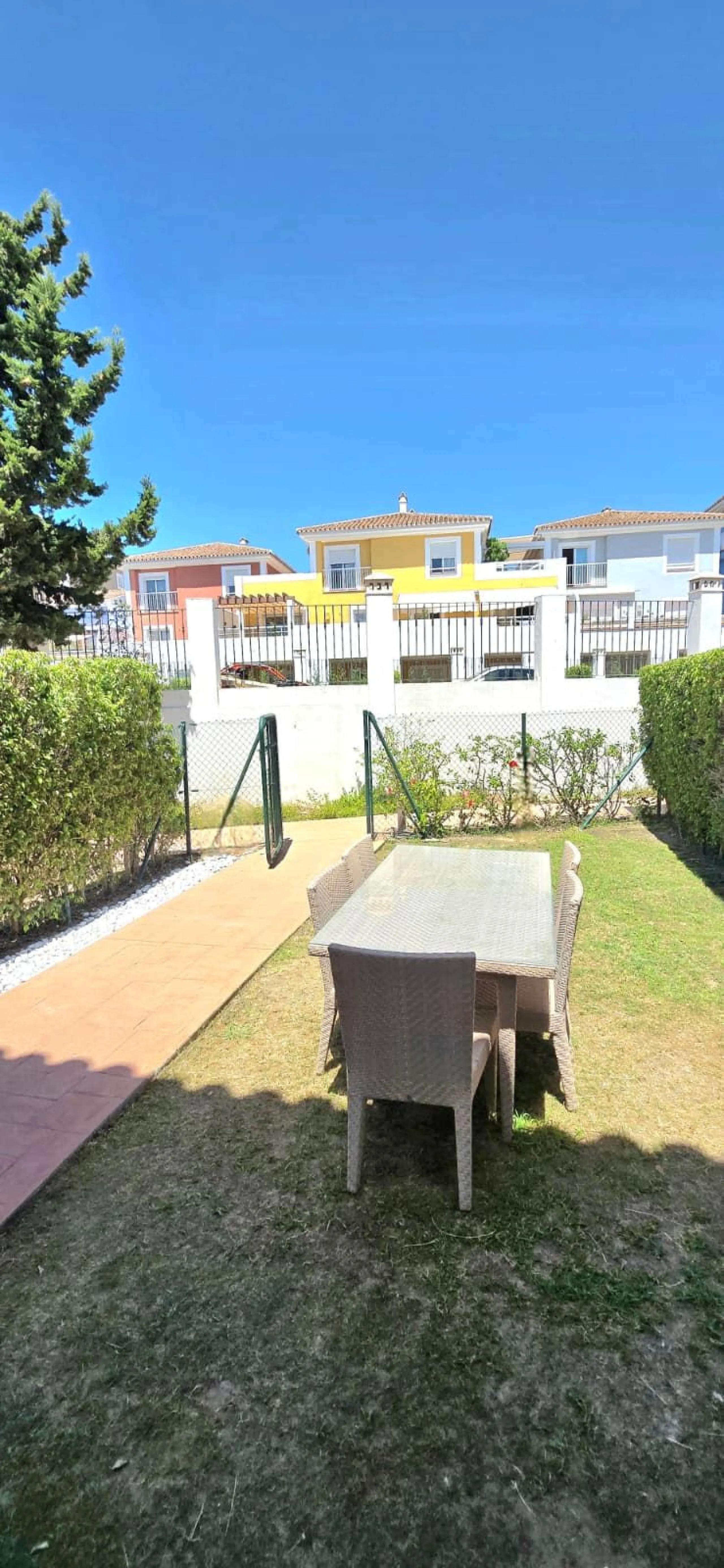 Beautiful Townhouse in El Paraíso