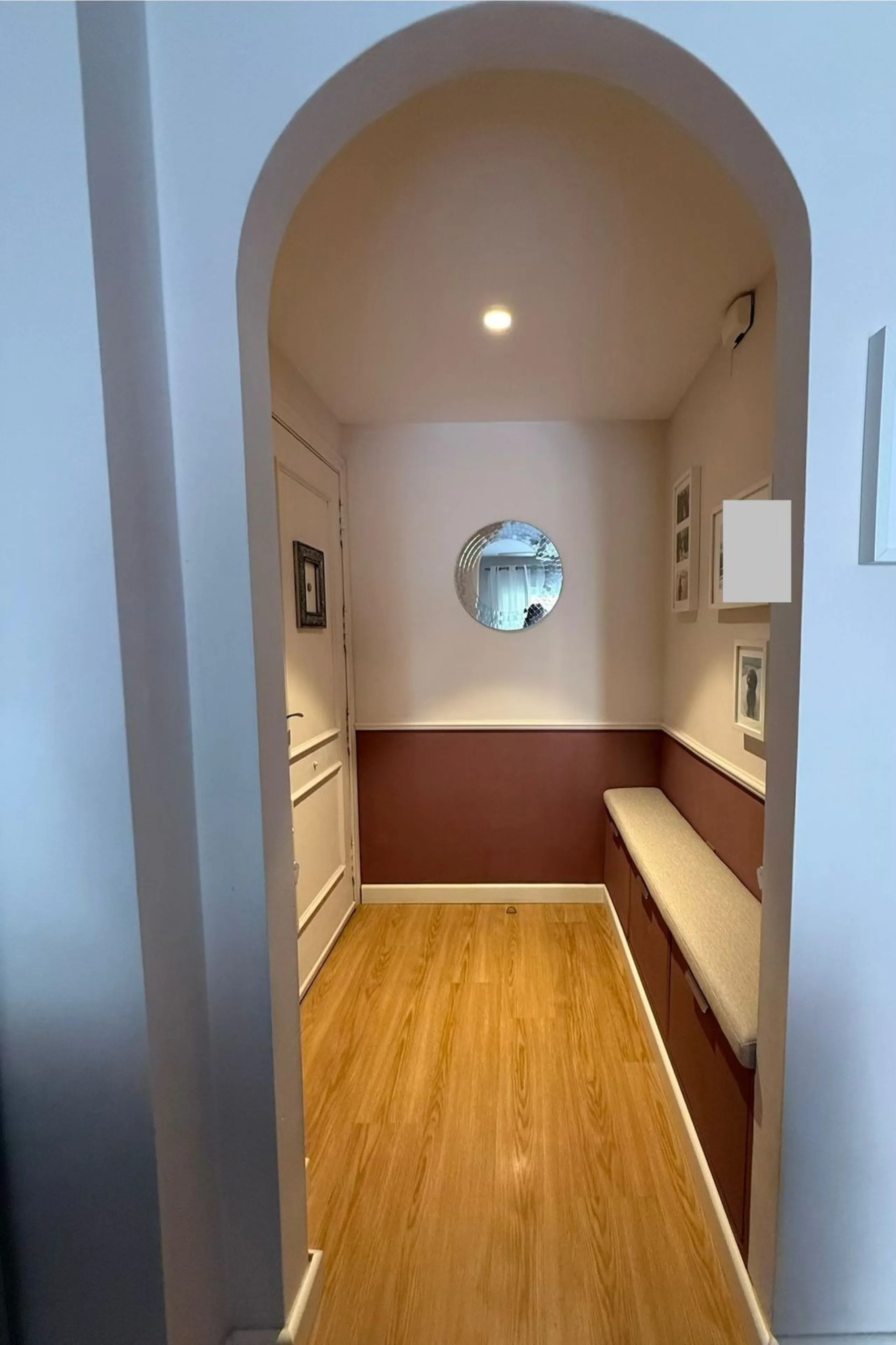 Apartment - Middle Floor Apartment в продаже в Marbella, Málaga. В доме 3 спален и 2 ванных комнат. Площадь дома 100 м²