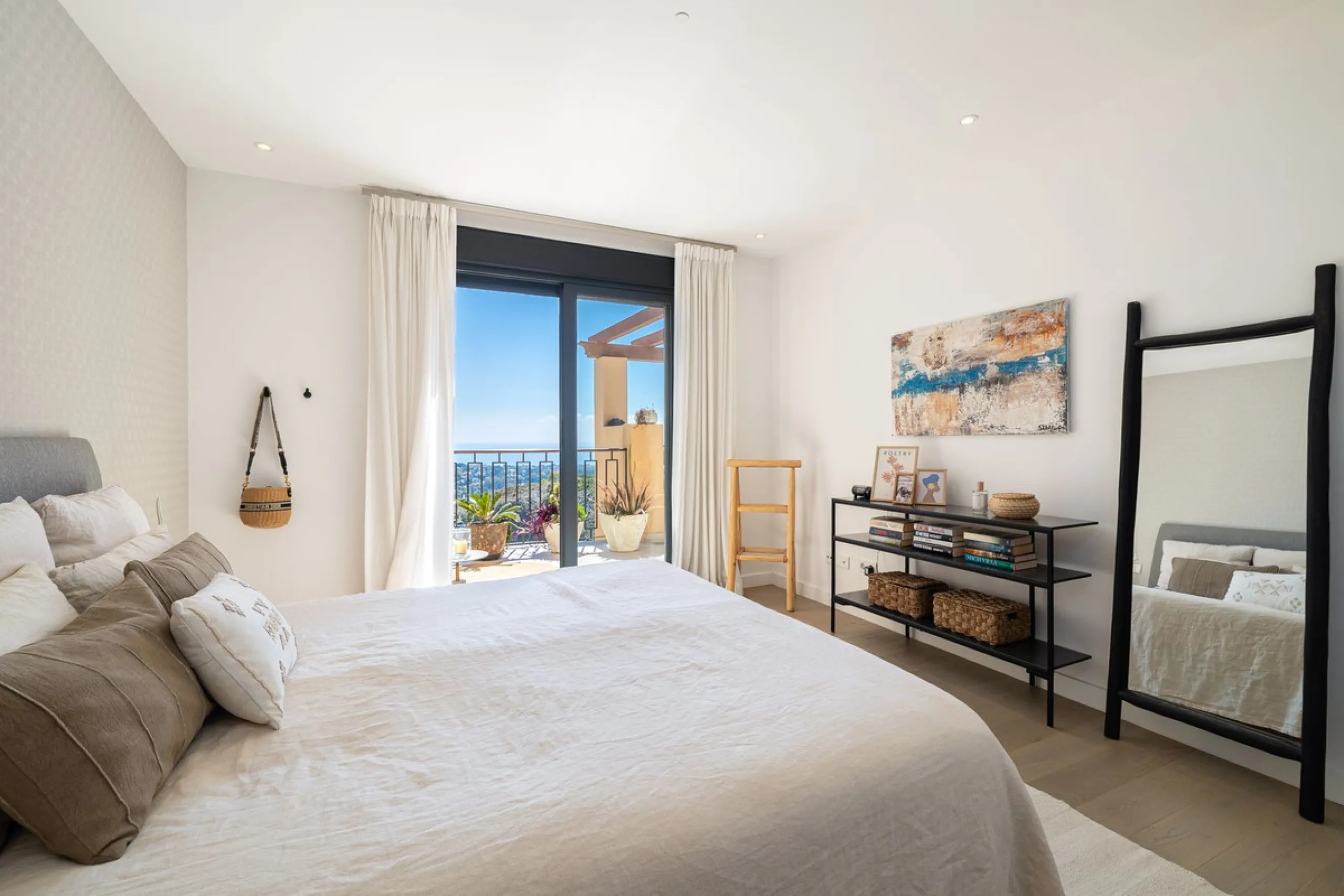This stylish penthouse is located in a well-maintained and highly desirable residential community, offering a perfect combination of comfort, views, and lifestyle. The property features a built area of 102 m² and includes two spacious bedrooms and two mod