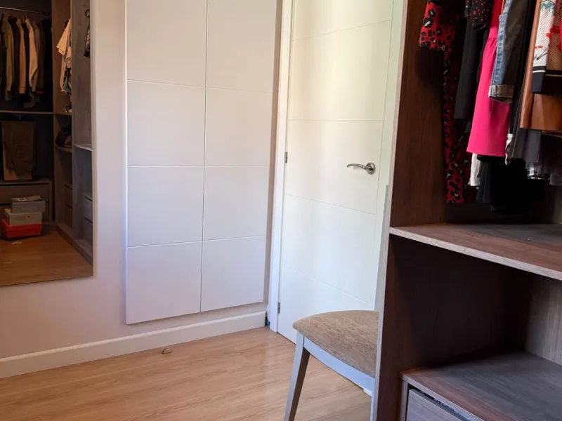 Apartment - Middle Floor Apartment в продаже в Marbella, Málaga. В доме 3 спален и 2 ванных комнат. Площадь дома 100 м²