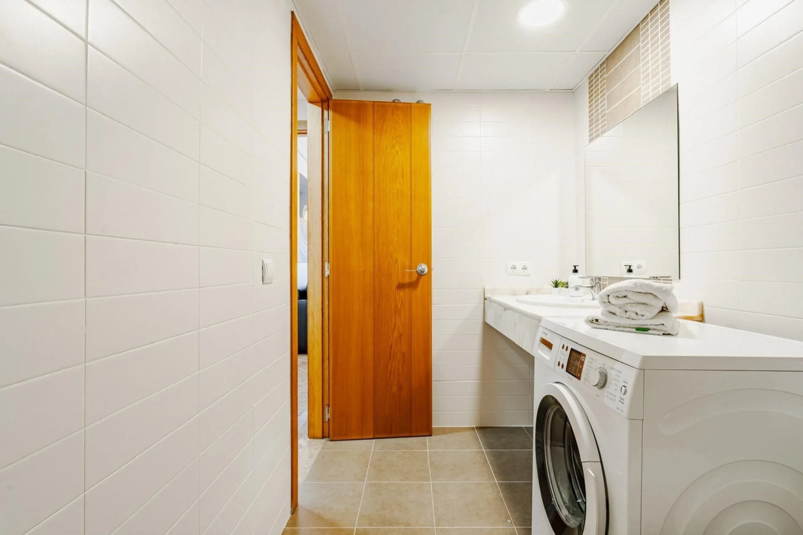 Apartment - Ground Floor Apartment в продаже в Estepona, Málaga. В доме 2 спален и 2 ванных комнат. Площадь дома 99 м²