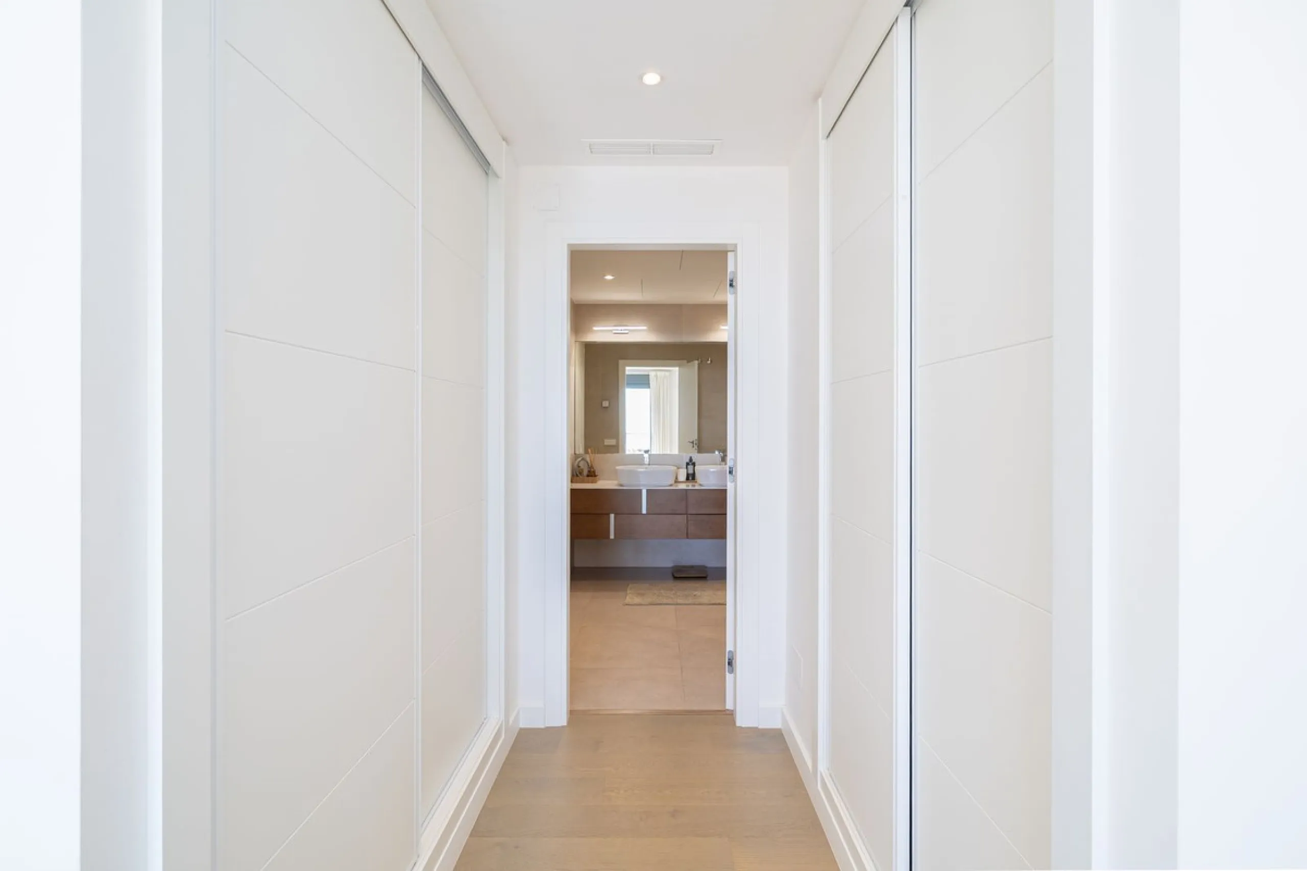 This stylish penthouse is located in a well-maintained and highly desirable residential community, offering a perfect combination of comfort, views, and lifestyle. The property features a built area of 102 m² and includes two spacious bedrooms and two mod