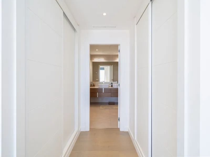 This stylish penthouse is located in a well-maintained and highly desirable residential community, offering a perfect combination of comfort, views, and lifestyle. The property features a built area of 102 m² and includes two spacious bedrooms and two mod