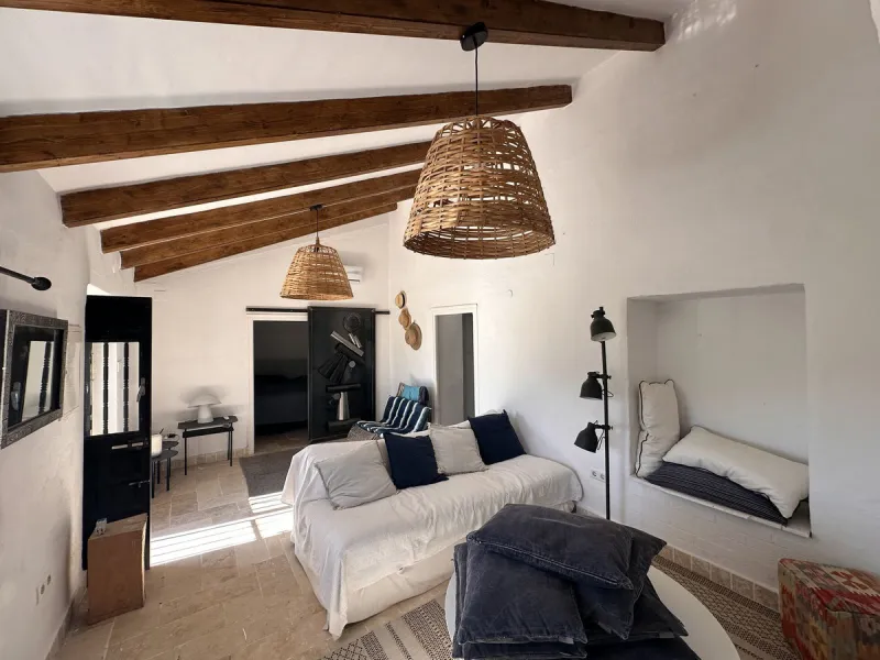 House - Finca - Cortijo в продаже в Comares, Málaga. В доме 3 спален и 1 ванных комнат. Площадь дома 123 м². Площадь участка 3926 м²