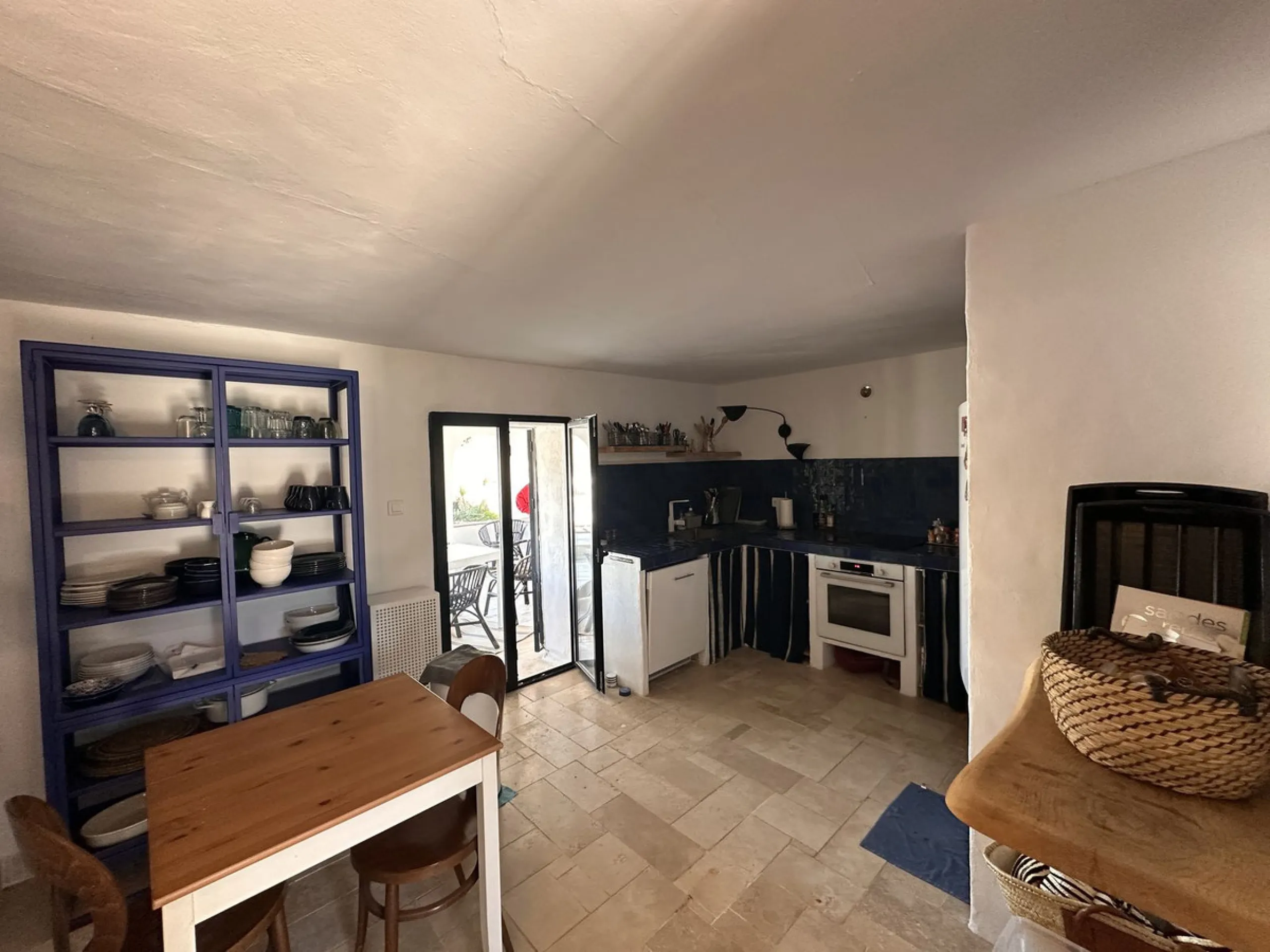House - Finca - Cortijo в продаже в Comares, Málaga. В доме 3 спален и 1 ванных комнат. Площадь дома 123 м². Площадь участка 3926 м²