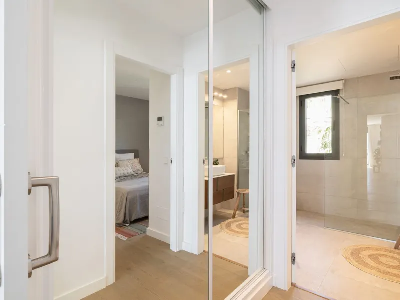This stylish penthouse is located in a well-maintained and highly desirable residential community, offering a perfect combination of comfort, views, and lifestyle. The property features a built area of 102 m² and includes two spacious bedrooms and two mod