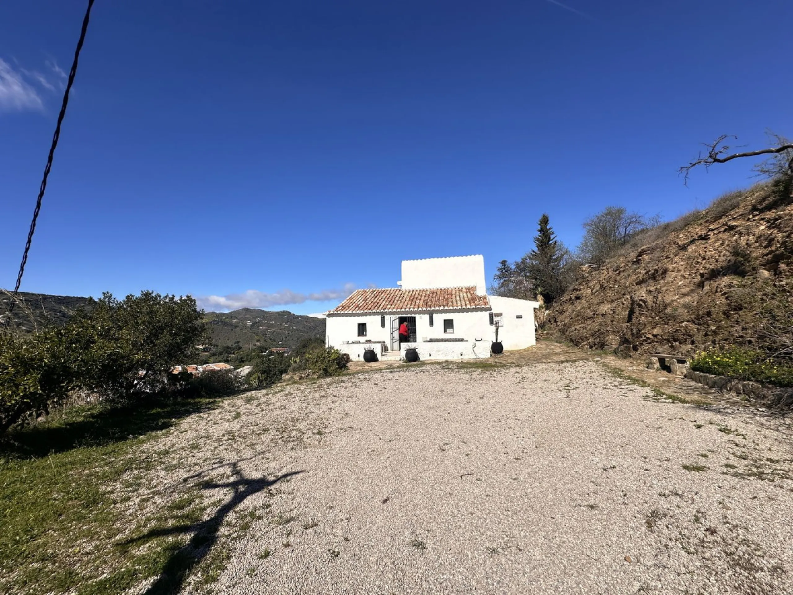 House - Finca - Cortijo в продаже в Comares, Málaga. В доме 3 спален и 1 ванных комнат. Площадь дома 123 м². Площадь участка 3926 м²