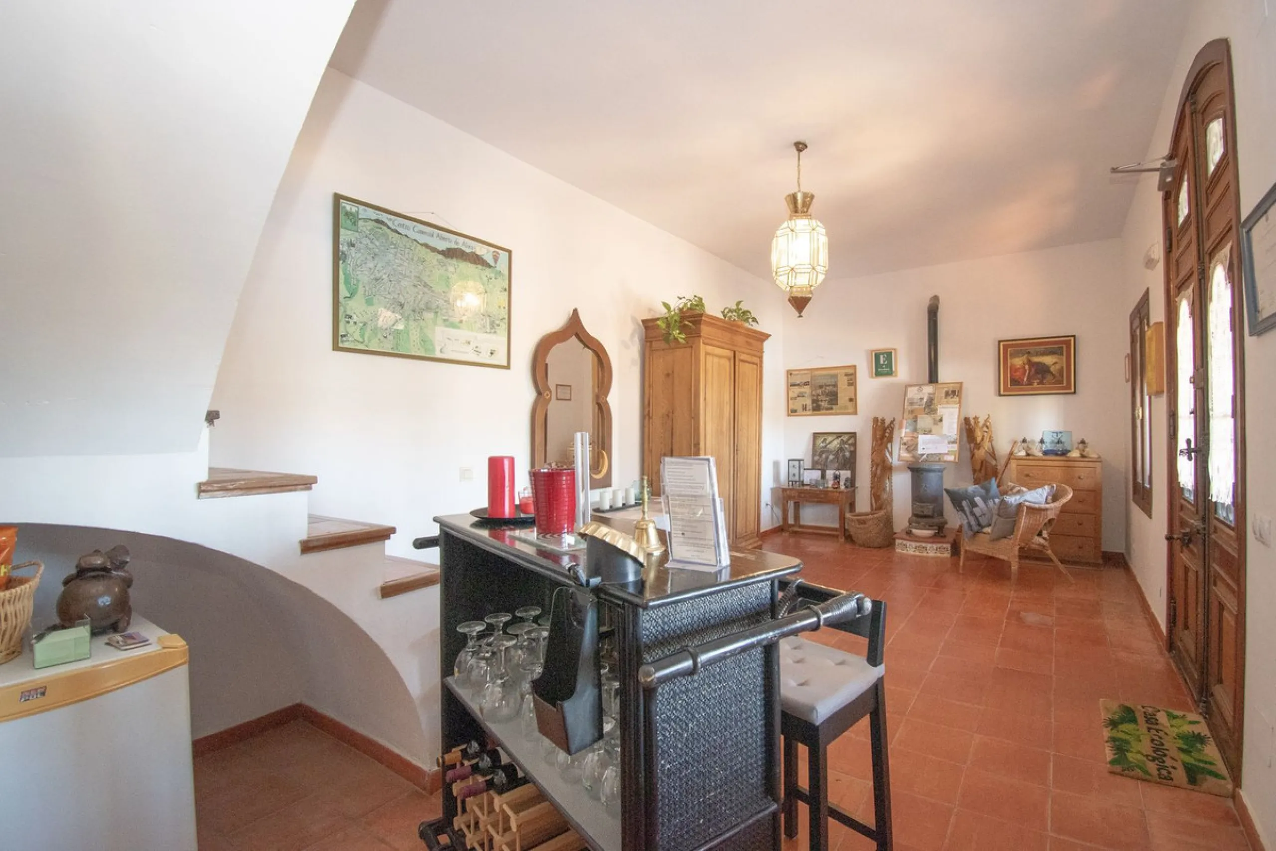 This exclusive Finca running as a successful Bed & Breakfast and rated 9 stars on booking is located in Alora and offers full privacy and spectacular open views of the countryside.