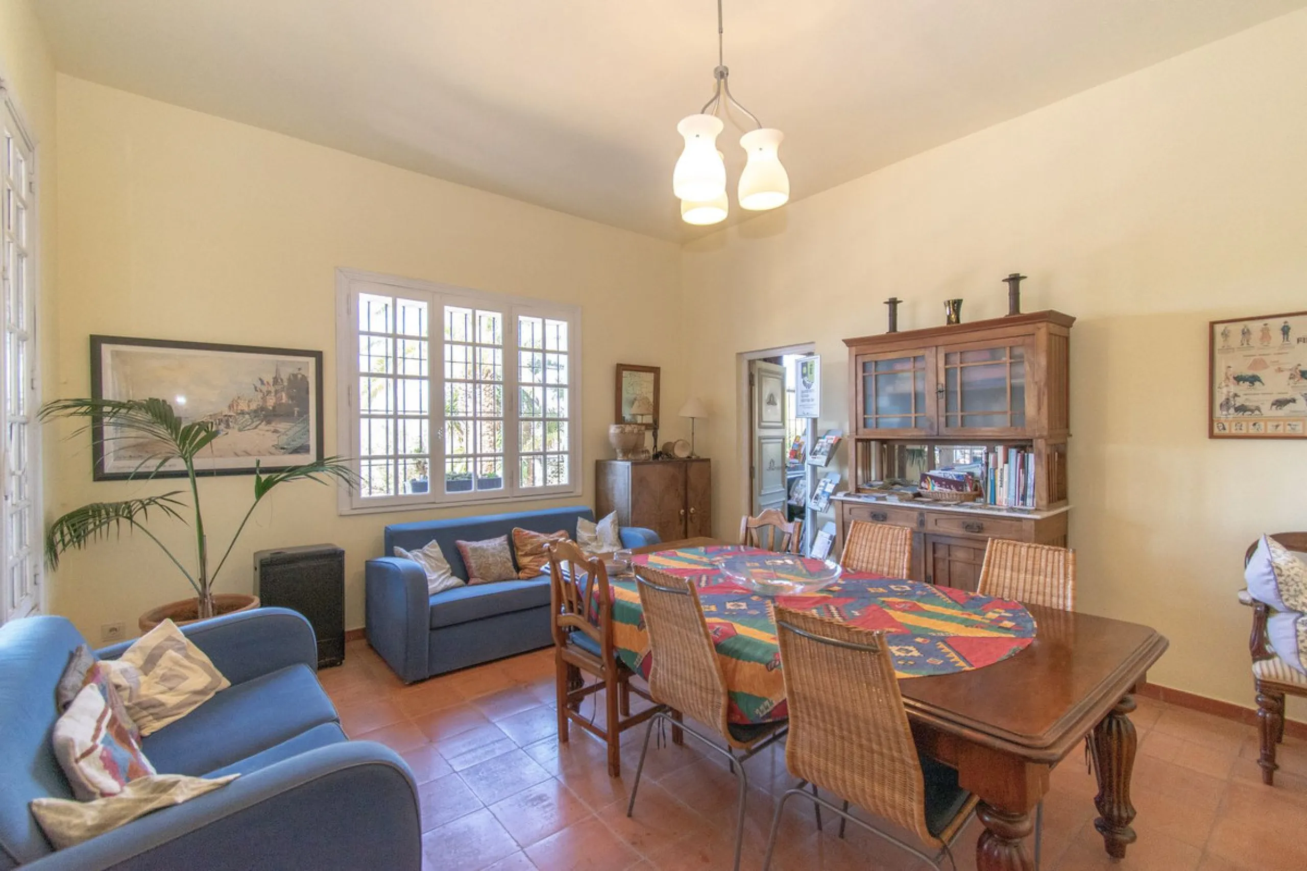 This exclusive Finca running as a successful Bed & Breakfast and rated 9 stars on booking is located in Alora and offers full privacy and spectacular open views of the countryside.