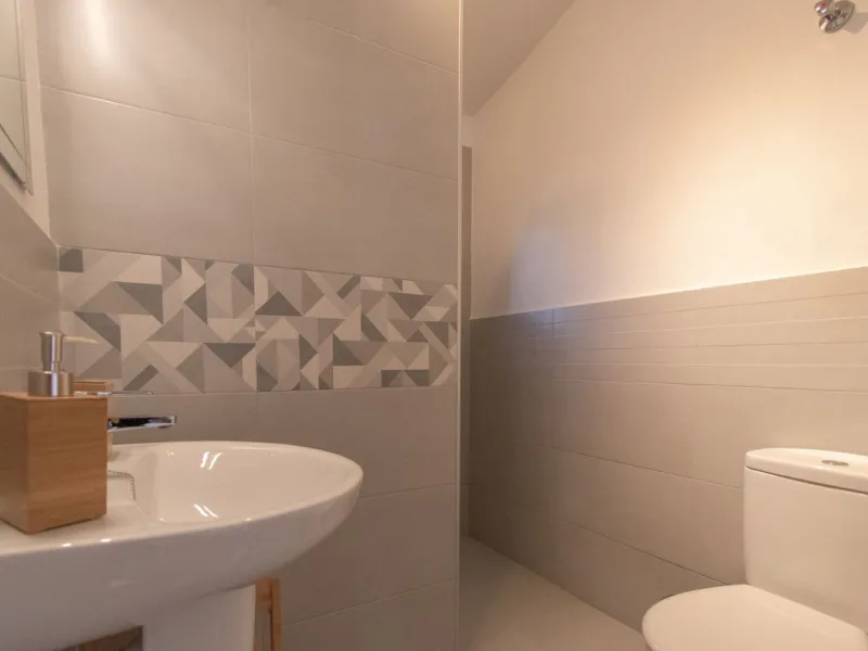 This exclusive Finca running as a successful Bed & Breakfast and rated 9 stars on booking is located in Alora and offers full privacy and spectacular open views of the countryside.