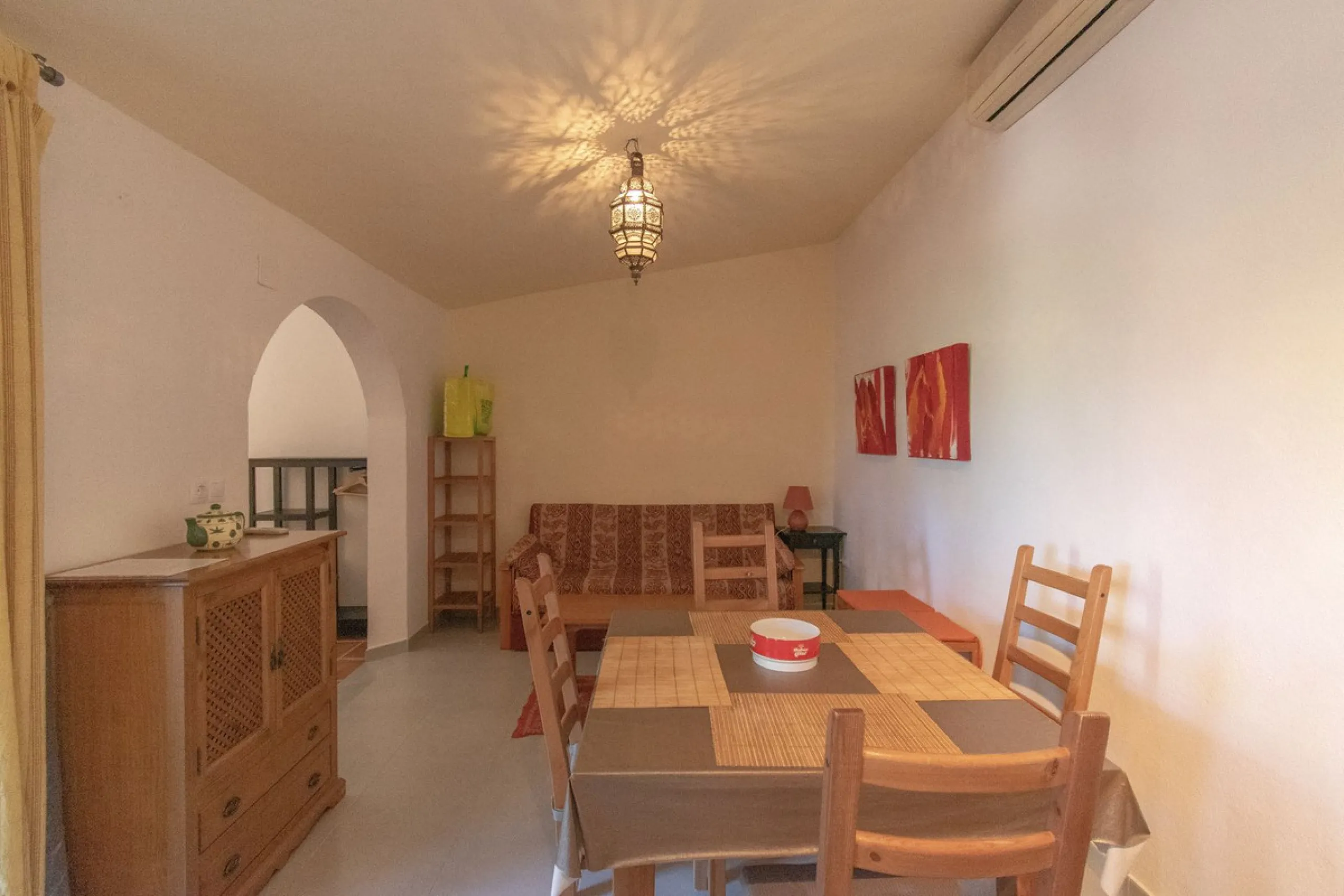 This exclusive Finca running as a successful Bed & Breakfast and rated 9 stars on booking is located in Alora and offers full privacy and spectacular open views of the countryside.