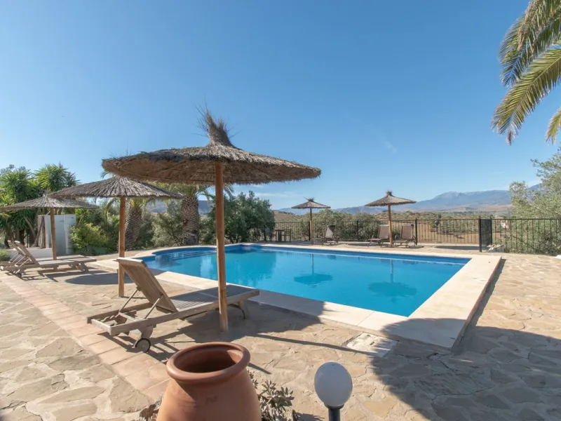This exclusive Finca running as a successful Bed & Breakfast and rated 9 stars on booking is located in Alora and offers full privacy and spectacular open views of the countryside.