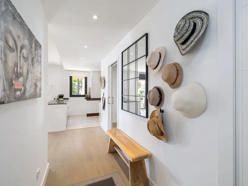 This stylish penthouse is located in a well-maintained and highly desirable residential community, offering a perfect combination of comfort, views, and lifestyle. The property features a built area of 102 m² and includes two spacious bedrooms and two mod