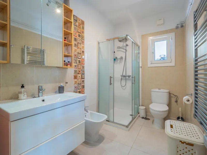 House - Detached Villa в продаже в Vélez-Málaga, Málaga. В доме 5 спален и 2 ванных комнат. Площадь дома 199 м². Площадь участка 5161 м²