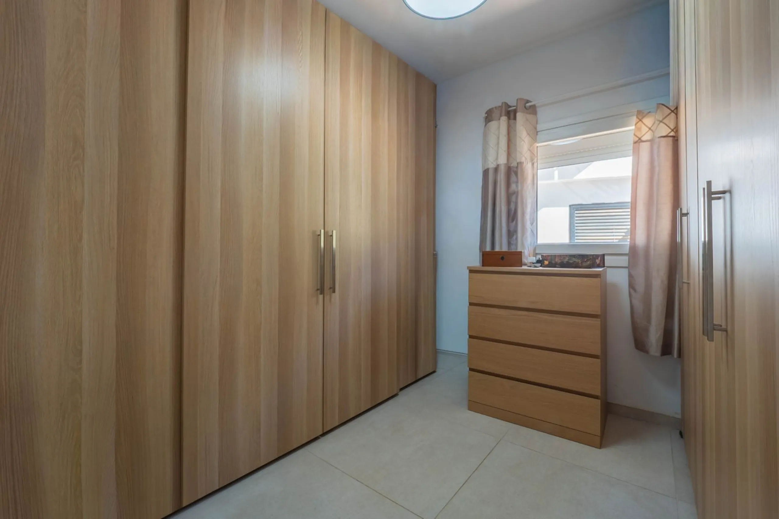 House - Detached Villa в продаже в Vélez-Málaga, Málaga. В доме 5 спален и 2 ванных комнат. Площадь дома 199 м². Площадь участка 5161 м²