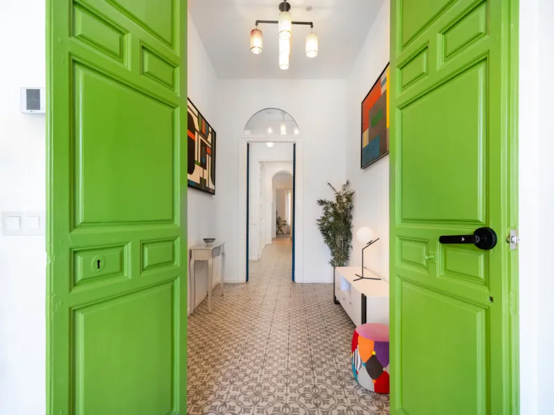 Apartment - Middle Floor Apartment в продаже в Málaga, Málaga. В доме 4 спален и 3 ванных комнат. Площадь дома 168 м²