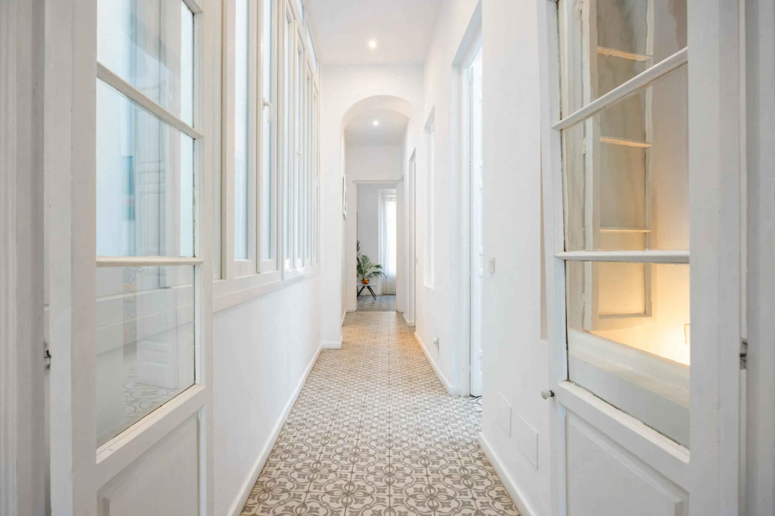 Apartment - Middle Floor Apartment в продаже в Málaga, Málaga. В доме 4 спален и 3 ванных комнат. Площадь дома 168 м²
