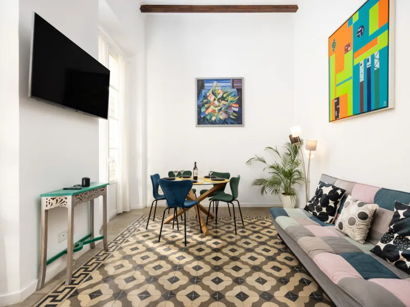 Apartment - Middle Floor Apartment в продаже в Málaga, Málaga. В доме 4 спален и 3 ванных комнат. Площадь дома 168 м²