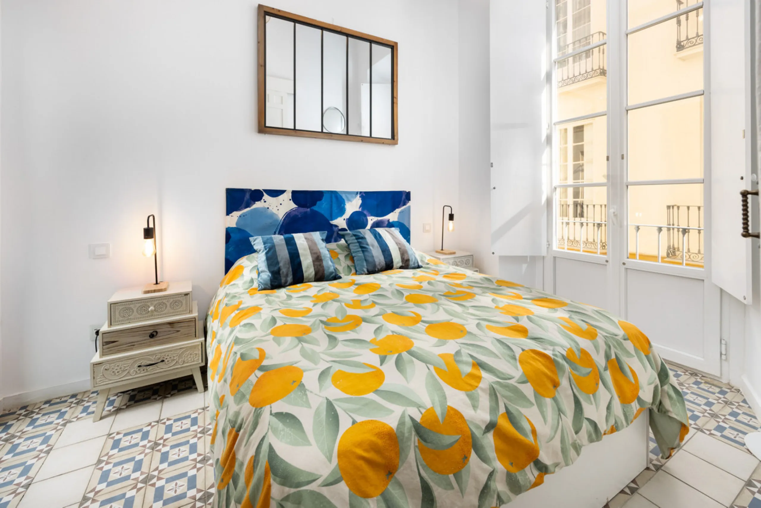 Apartment - Middle Floor Apartment в продаже в Málaga, Málaga. В доме 4 спален и 3 ванных комнат. Площадь дома 168 м²