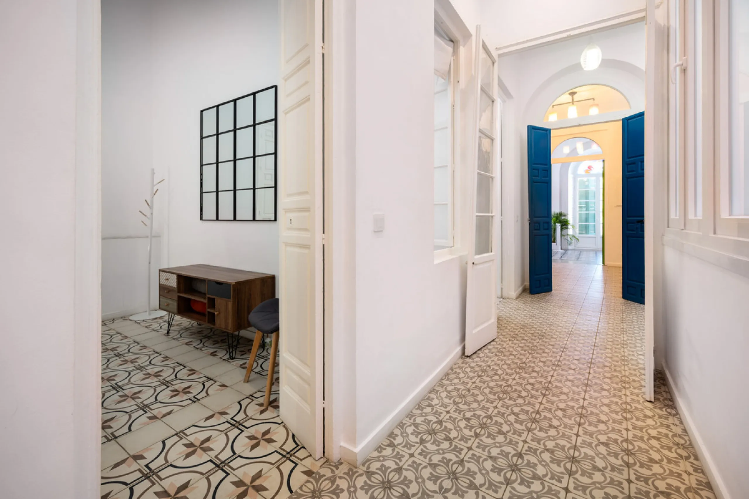Apartment - Middle Floor Apartment в продаже в Málaga, Málaga. В доме 4 спален и 3 ванных комнат. Площадь дома 168 м²
