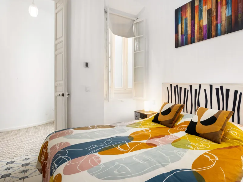 Apartment - Middle Floor Apartment в продаже в Málaga, Málaga. В доме 4 спален и 3 ванных комнат. Площадь дома 168 м²