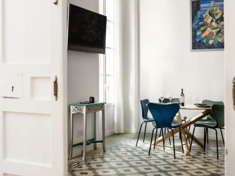 Apartment - Middle Floor Apartment в продаже в Málaga, Málaga. В доме 4 спален и 3 ванных комнат. Площадь дома 168 м²