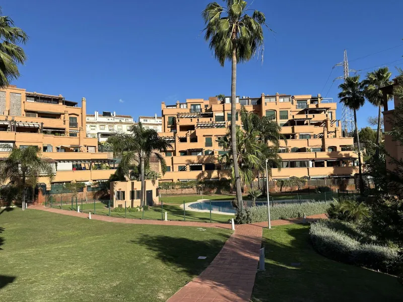 Middle Floor Apartment, Marbella, Costa del Sol.