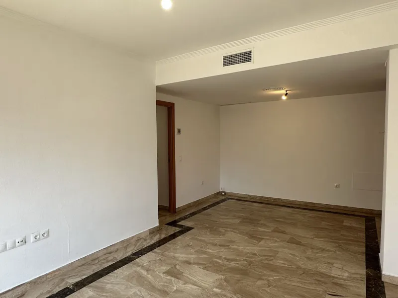 Middle Floor Apartment, Marbella, Costa del Sol.