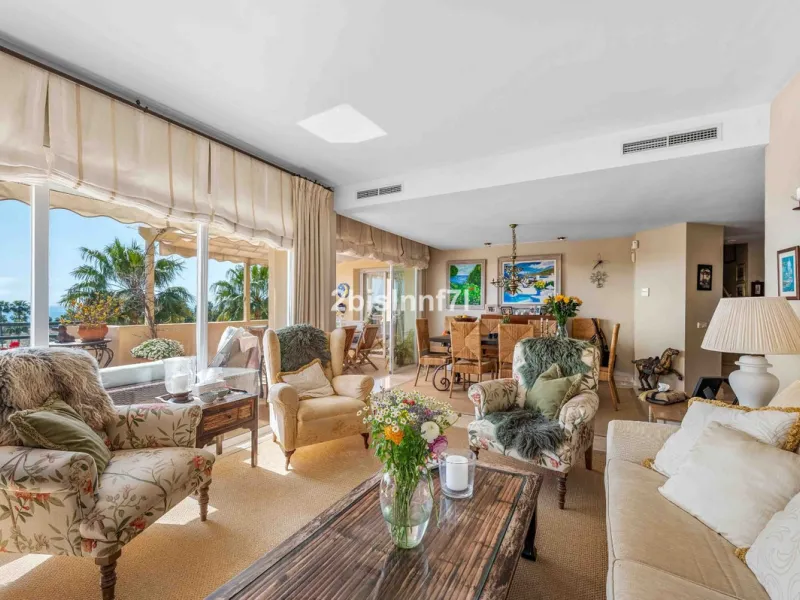 Penthouse with Panoramic Views of the Mediterranean for Sale in Elviria Hills, Marbella