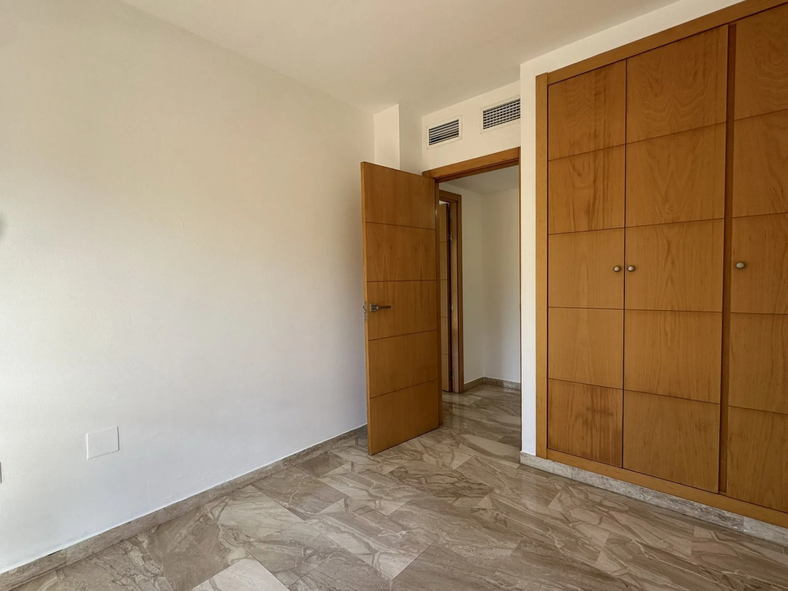 Middle Floor Apartment, Marbella, Costa del Sol.
