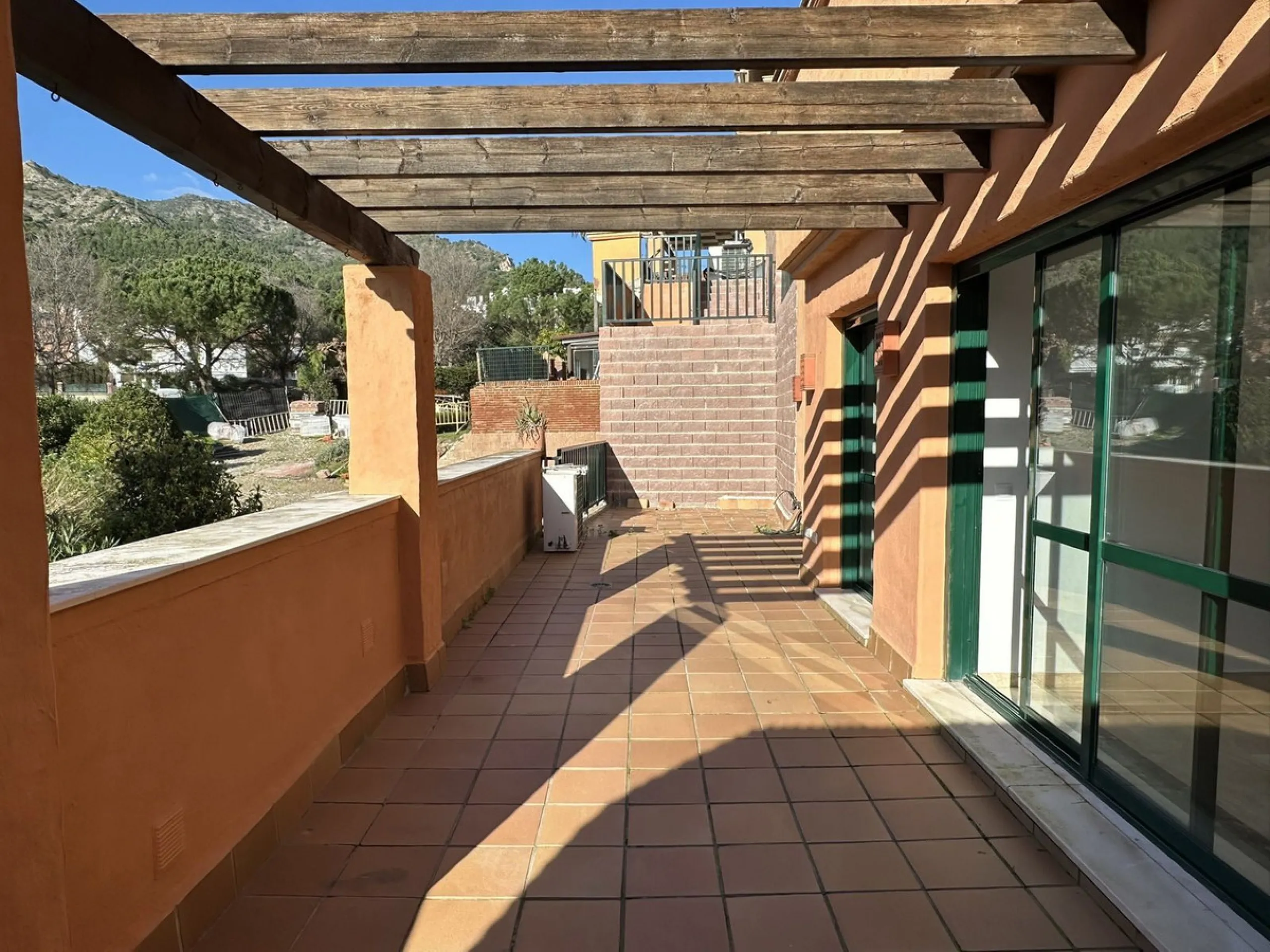 Middle Floor Apartment, Marbella, Costa del Sol.