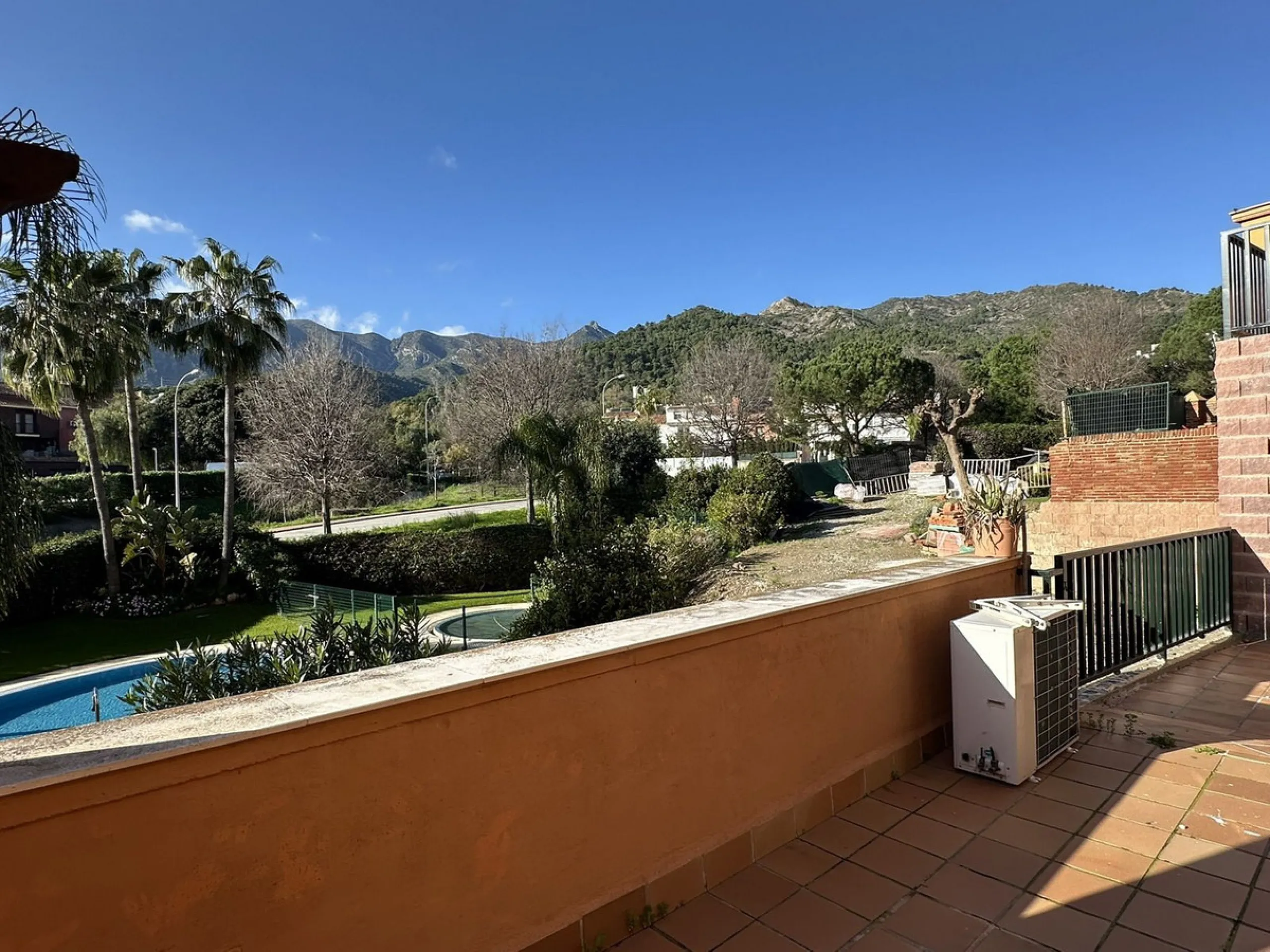 Middle Floor Apartment, Marbella, Costa del Sol.