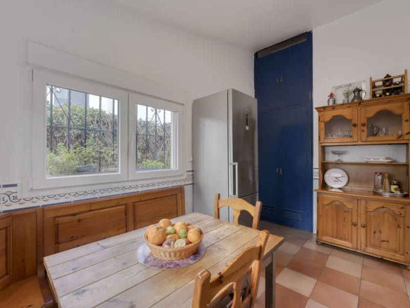 Diese beeindruckende Villa mit Aussicht – der ideale Rückzugsort für Ihre Familie