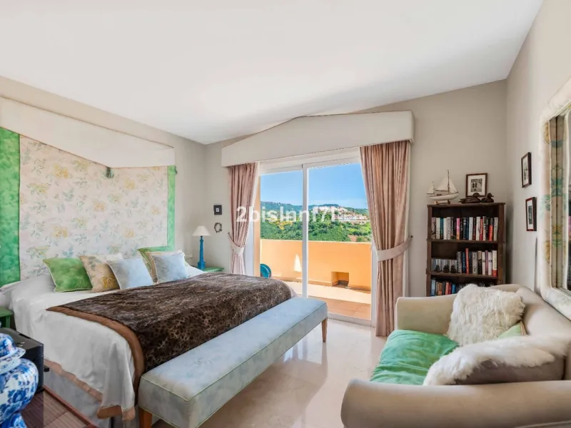 Penthouse with Panoramic Views of the Mediterranean for Sale in Elviria Hills, Marbella