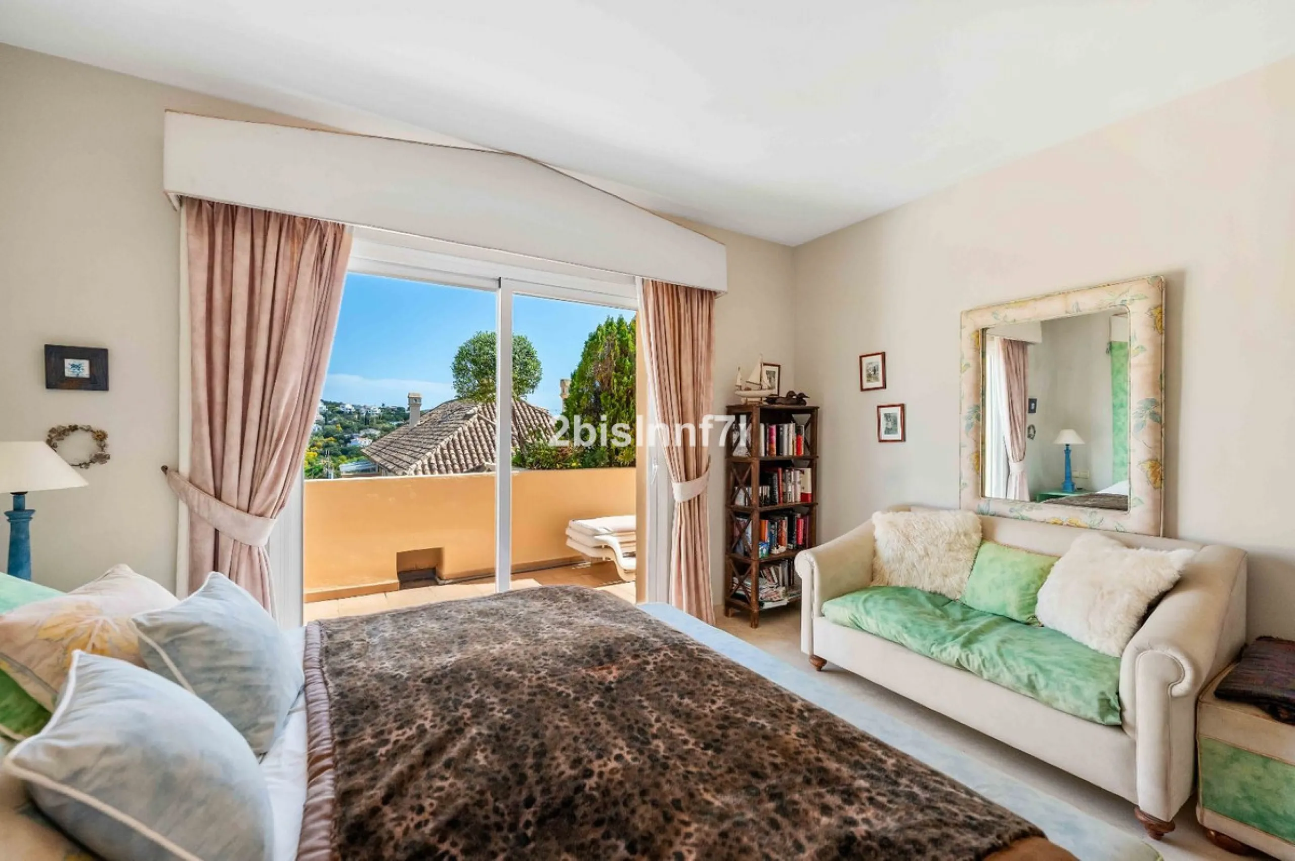 Penthouse with Panoramic Views of the Mediterranean for Sale in Elviria Hills, Marbella