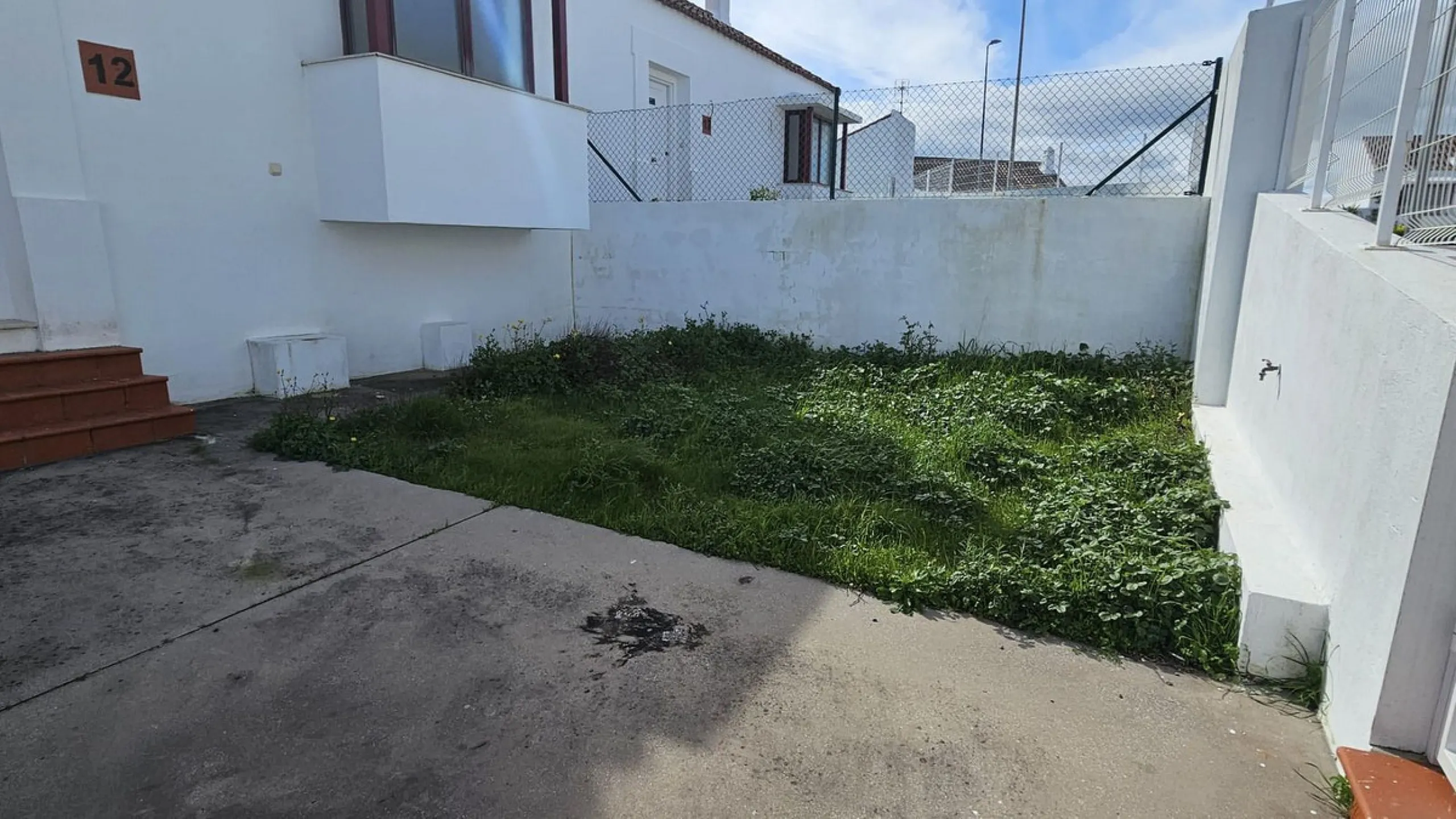 House - Townhouse в продаже в Casares, Málaga. В доме 2 спален и 3 ванных комнат. Площадь дома 205 м²