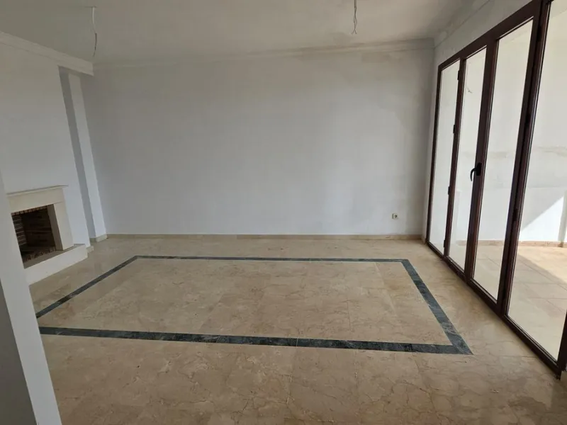 House - Townhouse в продаже в Casares, Málaga. В доме 2 спален и 3 ванных комнат. Площадь дома 205 м²