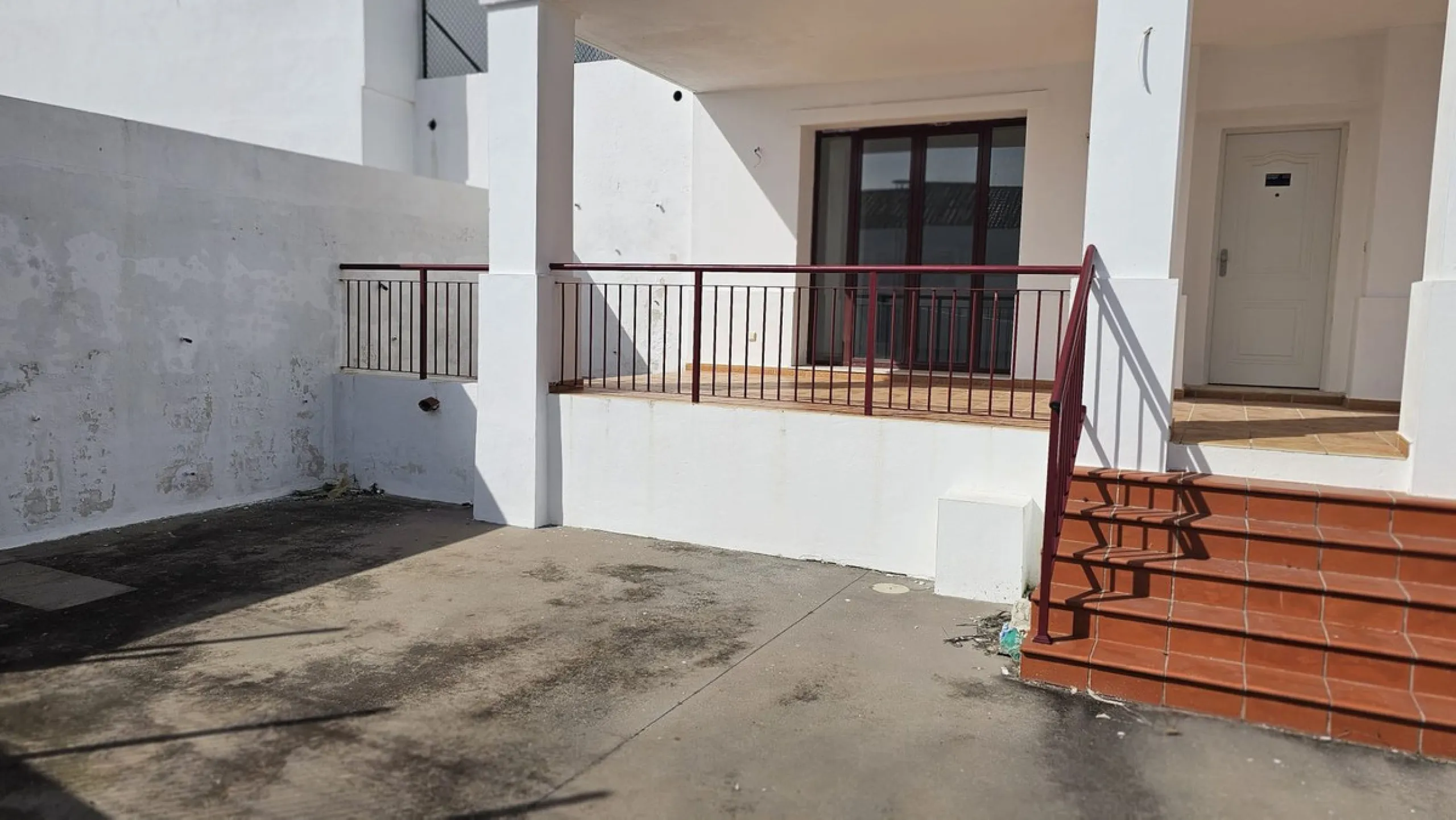 House - Townhouse в продаже в Casares, Málaga. В доме 2 спален и 3 ванных комнат. Площадь дома 211 м²